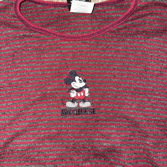 VINTAGE Disney Burgundy Long Sleeve Tee with Mickey Mouse “big cheese” - Picture 5 of 9